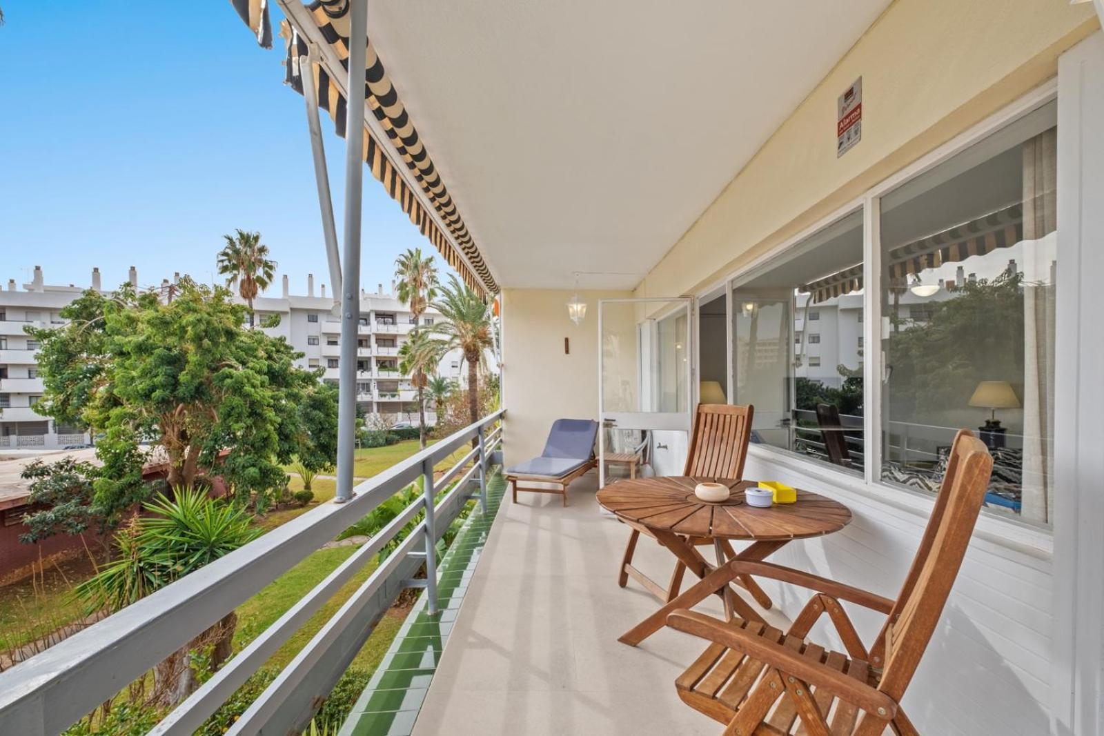 Piso Con 2 Habitaciones, 2 Terrazas Y Piscina Torremolinos Bagian luar foto